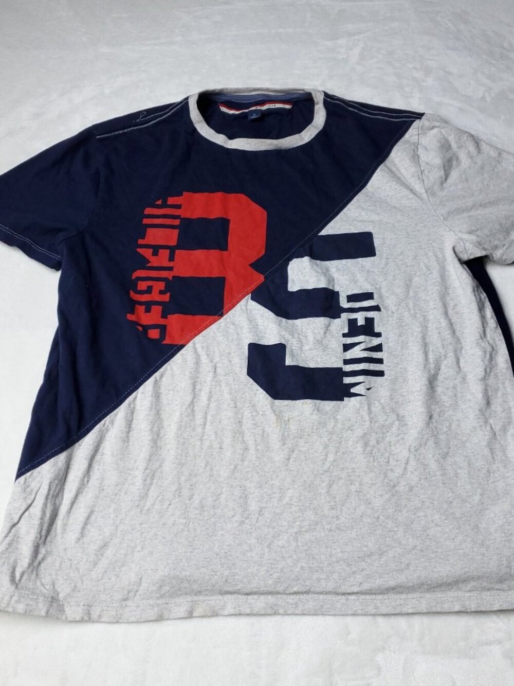 Tommy Hilfiger T-Shirt Mens Size M Medium Short Sleeve Multicolor